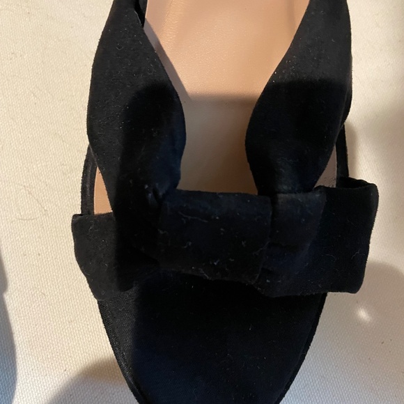 Black Suede Peep Toe Ankle Strap Platform Pumps - Size 9.5 - Picture 4 of 14